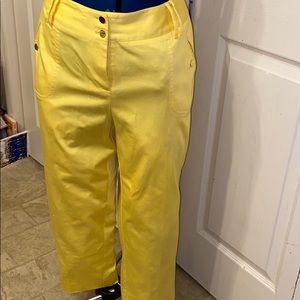 Cato woman cropped pants size 16 color yellow